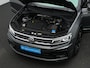 Volkswagen Tiguan 1.5 TSI 150 pk DSG ACT Highline Business R / R-Line | Panoramadak | Trekhaak | Head-up display | Achteruitrijcamera | Stoel-/achterbankverwarming | Navigatie