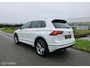 Volkswagen Tiguan 1.5 TSI ACT / R-Line / Pano / Navi / Carpl