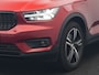 Volvo XC40 T5 Recharge R-Design Plug In Hybrid 262pk Dealer O.H PHEV | Panodak | Camera | Harman & Kardon | Alcantara Sportstoelen Memory & Verwarmd | Apple Carplay | Blis | Adaptive LED | Navigatie | Virtual | DAB |