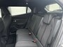 Peugeot 2008 1.2 Hybrid 145 PK GT Automaat | Navigatie | Keyless Entry | Full LED Verlichting | Parkeercamera | Adaptieve Cruise Control | Climate Control | Parkeersensoren | 17" Lichtmetalen Velgen | Hoge Zitpositie | Zwart Dak |