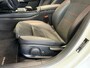 Mercedes-Benz A-klasse 250e AMG Line AUT PANORAMADAK SFEERVERLICHTING KEYLESS-GO NAVIGATIE CAMERA STOELVERWARMING PDC AIRCO CRUISE