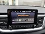 Kia Stonic 1.0 T-GDI MHEV DynamicLine | Trekhaak | All season banden | Apple Carplay/Andoid Auto | Cruise Control