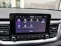 Kia Stonic 1.0 T-GDI MHEV DynamicLine | Trekhaak | All season banden | Apple Carplay/Andoid Auto | Cruise Control