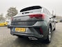 Volkswagen T-Roc 1.5 TSI R-Line Edition * Massage * Carplay * Trekhaak * Camera