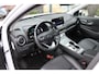 Hyundai Kona Electric EV Premium 64 kWh | Leder | Elektrisch bedienbare voorstoelen | Stoelverwarming / ventilatie | Adaptive cruise control |