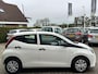 Toyota Aygo 1.0 VVT-i x-fun 12d-KM! 1e Eig! Airco DAB Bluetooth NAP NL-Auto Zeer Nette Staat!