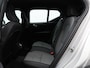 Volvo XC40 2.0 B4 Plus Dark / Trekhaak / Elektr. bed. stoelen / Harman Kardon / Stoel+stuurverwarming