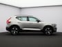 Volvo XC40 2.0 B4 Plus Dark / Trekhaak / Elektr. bed. stoelen / Harman Kardon / Stoel+stuurverwarming