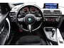 BMW 3-Serie 320i High Executive M-SPORT CARPLAY PDC DEALER OH