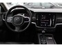 Volvo V90 Cross Country 2.0 D5 Pro / Trekhaak / Panoramadak / Camera / Head-up / Bowers en Wilkens / Luchtvering / 20'' / Keyless / Standverwarming / Stuurverwarming / Dodehoek / Stoelverwarming / ACC