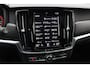 Volvo V90 Cross Country 2.0 D5 Pro / Trekhaak / Panoramadak / Camera / Head-up / Bowers en Wilkens / Luchtvering / 20'' / Keyless / Standverwarming / Stuurverwarming / Dodehoek / Stoelverwarming / ACC
