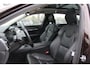 Volvo V90 Cross Country 2.0 D5 Pro / Trekhaak / Panoramadak / Camera / Head-up / Bowers en Wilkens / Luchtvering / 20'' / Keyless / Standverwarming / Stuurverwarming / Dodehoek / Stoelverwarming / ACC