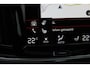 Volvo V90 Cross Country 2.0 D5 Pro / Trekhaak / Panoramadak / Camera / Head-up / Bowers en Wilkens / Luchtvering / 20'' / Keyless / Standverwarming / Stuurverwarming / Dodehoek / Stoelverwarming / ACC