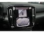 Volvo EX40 Single Motor Extended Range Ultra 82 kWh Adaptive Cruise & Pilot Assist | Panoramisch Schuif/-kanteldak | Harman/Kardon Premium Audio | 360-Camera | Stoel + Stuurwiel verwarming | Elektrische Achterklep | Google Services | Keyless Entry & Start | Extra getint glas