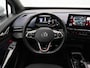 Volkswagen ID.4 GTX 4Motion 77 kWh 300 pk | Panoramadak | Trekhaak | 125 kW snelladen | Warmtepomp | Stuur-/stoelverwarming | Achteruitrijcamera |