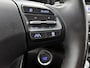 Hyundai Kona Electric EV Premium 64 kWh | LEDER | Trekhaak | Camera | Head up Display | Stoelkoeling | Nederlandse Auto | NAP |