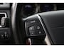 Volvo V70 2.4 D5 AWD Momentum / Nieuwe Distributie / Trekhaak / Rijklaarprijs!