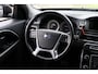 Volvo V70 2.4 D5 AWD Momentum / Nieuwe Distributie / Trekhaak / Rijklaarprijs!