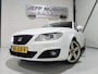 SEAT Exeo 2.0 TSI Sport "Origineel NL!" Apple-carplay Leer Bluetooth Navigatie Stoelverwarming Xenon Youngtimer "2e eigenaar"