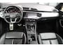 Audi Q3 40 TFSI quattro | 3x S-Line | Panoramadak | Trekhaak | Camera | Black optik | Dode hoek | Chronos grijs | Apple carplay |