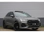 Audi Q3 40 TFSI quattro | 3x S-Line | Panoramadak | Trekhaak | Camera | Black optik | Dode hoek | Chronos grijs | Apple carplay |