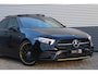 Mercedes-Benz A-klasse 250 AMG| Edition one | Panoramadak | Sfeerverlichting | Night pakket | Stoelverwarming| Dode hoek assistent