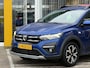 Dacia Sandero Stepway 1.0 TCe 100 Bi-Fuel Comfort | Trekhaak | NAP | Achteruitrijcamera | Climate Control | Key-less | DAB | LED | Cruise Control | Lichtmetaal |