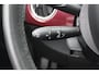 Fiat 500 1.2 Lounge / Panoramadak / Navigatie / Parkeerhulp achter / 15'' / Cruise Control / Xenon / Climate Control