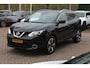 Nissan Qashqai 1.2 N-Connecta Automaat / Leder & Alcantara / 360 camera / Trekhaak / Apple Carplay