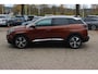 Peugeot 3008 1.2 PureTech Allure / Trekhaak / Panoramadak / Camera / Navigatie / 18'' / Half leder / CarPlay / Stoelverwarmign / Cruise Control