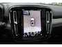 Volvo XC40 Recharge P8 AWD R-Design / Trekhaak / Panoramadak / Camera / Keyless / Harman Kardon / 19'' / Half leder / Stuur+Stoelverwarming / DAB / Dodehoek / ACC