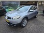 Nissan Qashqai 1.6 Connect Edition | 12MND GARANTIE | PANO DAK | LMV | TREKHAAK |