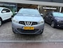 Nissan Qashqai 1.6 Connect Edition | 12MND GARANTIE | PANO DAK | LMV | TREKHAAK |