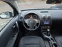 Nissan Qashqai 1.6 Connect Edition | 12MND GARANTIE | PANO DAK | LMV | TREKHAAK |