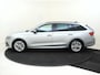 Skoda Octavia Combi 1.4 TSI iV PHEV Business Edition | Adaptieve cruise control | Navigatie | Stoel- en stuurwielverwarming | Elektrisch inklapbare buitenspiegels | Achterbank verwarmd | CarPlay | Keyless |