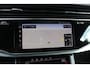 Audi Q8 55 TFSI quattro Pro Line Plus / Trekhaak / Panoramadak / 360Camera / Achterasbesturing / Softclose / 22'' / B&O / Sfeerverlichting / Dodehoek / DAB / Stoelverwarming / ACC