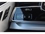 Audi Q8 55 TFSI quattro Pro Line Plus / Trekhaak / Panoramadak / 360Camera / Achterasbesturing / Softclose / 22'' / B&O / Sfeerverlichting / Dodehoek / DAB / Stoelverwarming / ACC