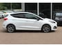 Ford Fiesta 1.0 EcoBoost ST-Line X / Panoramadak / Navigatie / Full LED / 17'' / Keyless / Stuur+stoelverwarming / Parkeerhulp achter / DAB / Cruise Control