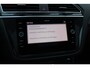 Volkswagen Tiguan 1.5 TSI R-Line / NL Auto! / Trekhaak / Panoramadak / Camera / Keyless / 19'' / CarPlay / Navigatie / DAB / ACC