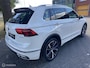Volkswagen Tiguan 1.4 TSI eHybrid 3 x R-Line I Leder | Camera I Trekhaak | Carplay