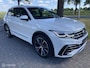 Volkswagen Tiguan 1.4 TSI eHybrid 3 x R-Line I Leder | Camera I Trekhaak | Carplay