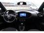 Toyota Aygo X PLAY 5-DEURS AIRCO AD-CRUISE CAMERA APPLE/ANDROID NL-AUTO