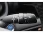 Toyota Yaris 1.5 HYBRID EXECUTIVE APPLE/ANDROID KEYLESS P-SENSOREN STOEL/STUURVERWARM HEAD-UP HALF-LEDER