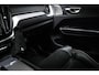 Volvo XC60 2.0 T8 Twin Engine AWD Momentum | BOWER EN WILKINS | LUCHTVERING | PANORAMADAK | HEAD UP | 360 CAMERA | TREKHAAK