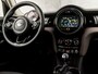 MINI Cooper Mini 1.5 Sport (5 DEURS, NAVIGATIE, LED KOPLAMPEN, DUAL TONE LAK, CLIMATE, GETINT GLAS, CRUISE, PARKEERSENSOREN, SPORTSTOELEN, CRUISE, SPRAAKBEDIENING, NIEUWE APK, NIEUWSTAAT)