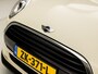 MINI Cooper Mini 1.5 Sport (5 DEURS, NAVIGATIE, LED KOPLAMPEN, DUAL TONE LAK, CLIMATE, GETINT GLAS, CRUISE, PARKEERSENSOREN, SPORTSTOELEN, CRUISE, SPRAAKBEDIENING, NIEUWE APK, NIEUWSTAAT)