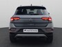 Volkswagen T-Roc 1.0TSI/116PK Life · Apple/Android Car Play · Stoelverwarming · Parkeersensoren · LED · Garantie tot januari 2027