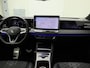 Volkswagen Tiguan 1.5eTSI/150PK R-Line DSG · Navigatie · Trekhaak · Apple/Android Car Play · 360gr. camera + Parkeersensoren · Achterbank verwarming · Head-Up Display · Garantie tot 01-03-2026