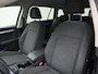 Volkswagen Golf Variant 1.0eTSI/110PK Life DSG · Navigatie · Trekhaak · Apple/Android Car Play ·Garantie t/m 06-05-2027 of 100.000km