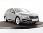 Skoda Octavia Combi 1.0 e-TSI 110pk DSG Business Edition Plus · Apple/Android Car Play · Navigatie · Dodehoek Detectie · Elek. Achterklep · P-Sensoren · Getint Glas · 17'' Inch · Garantie t/m 27-07-2027 of 100.000km